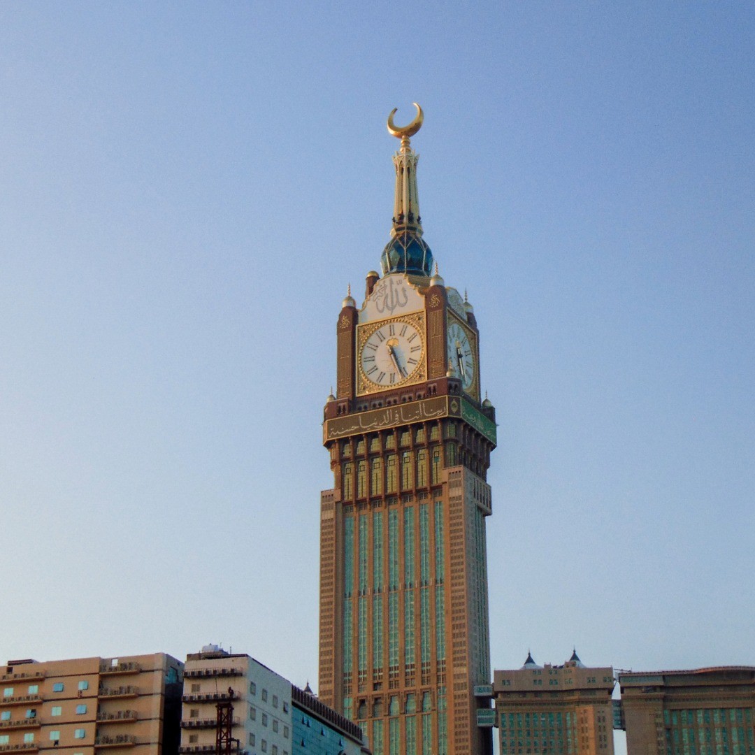 Istanbul Hareketli 4 Gece 5 Gun Umre Turu (Raffles Makkah Palace Oteli, Yurume Mesafeli)